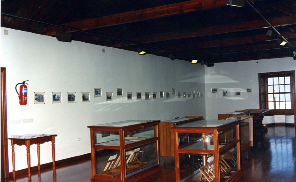 16. Imagen de la Exposición Documental y Fotográfica acogida en la Casa del Quinto en 1999 · San Andrés y Sauces